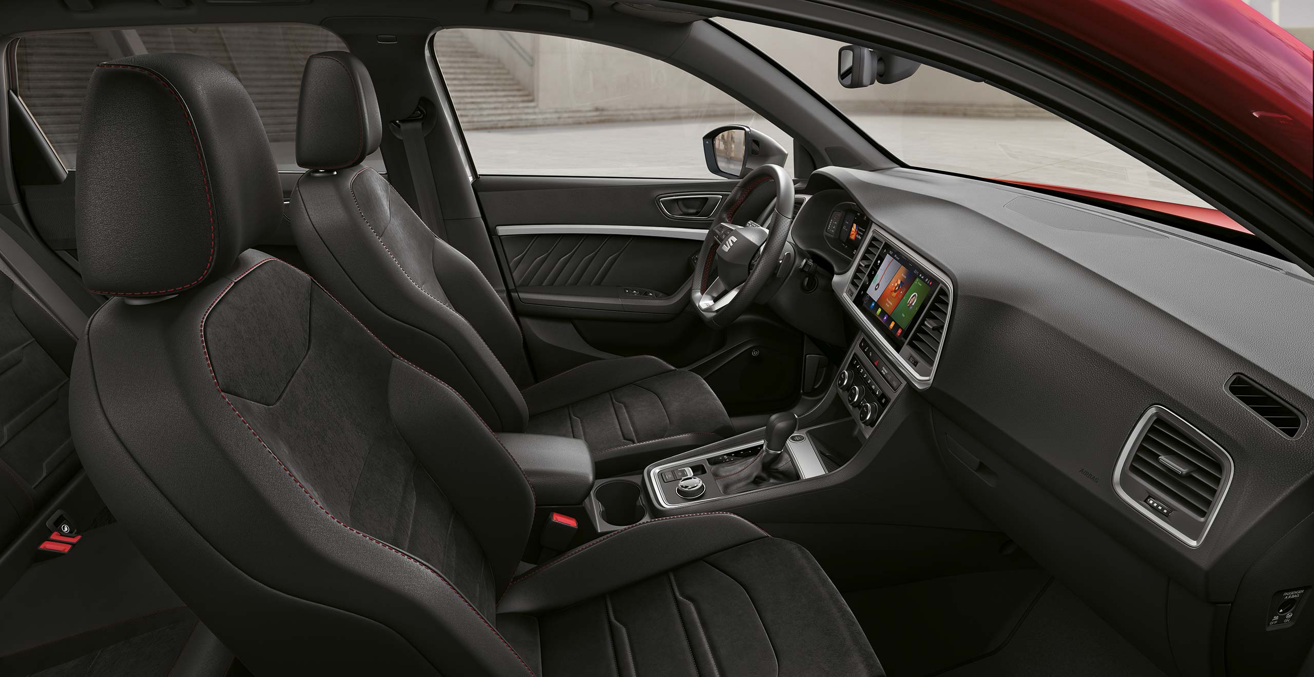 SEAT Ateca SUV interior view of electric sunroof