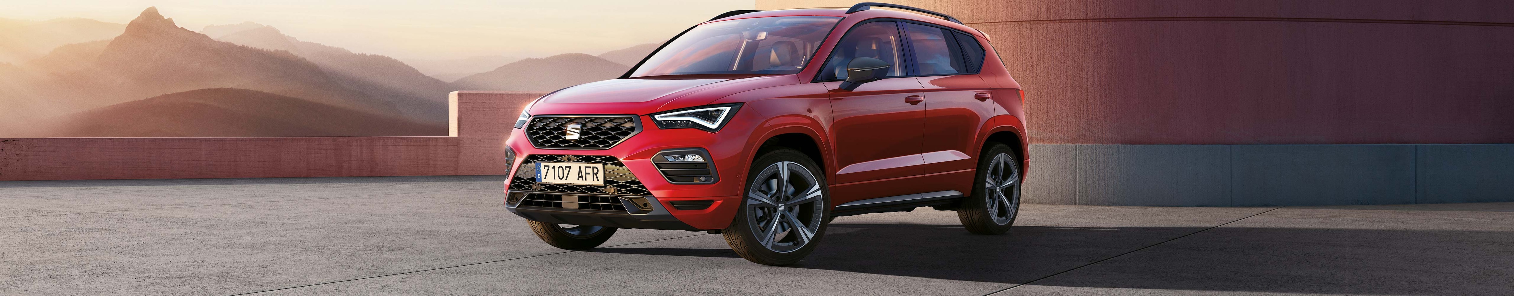 SEAT Ateca suv front side view