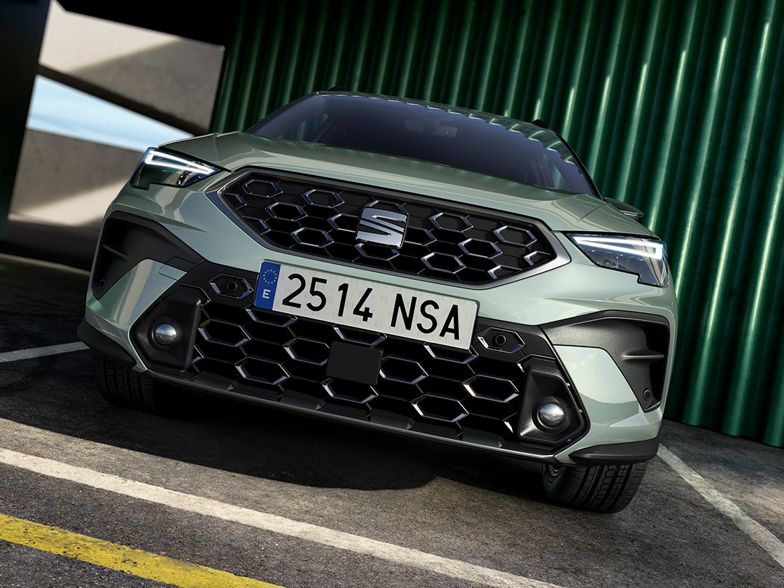 Detail van de voorbumper van de SEAT Arona 2025