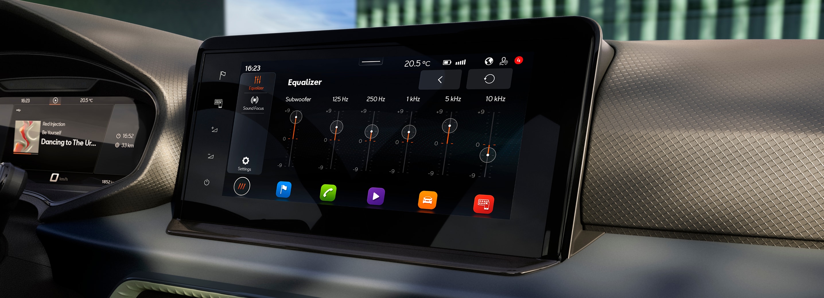 Het dashboard van de SEAT Arona, met daarop onder meer het SEAT-soundsysteem. Het dashboard van de SEAT Arona, met daarop onder meer het SEAT-soundsysteem.