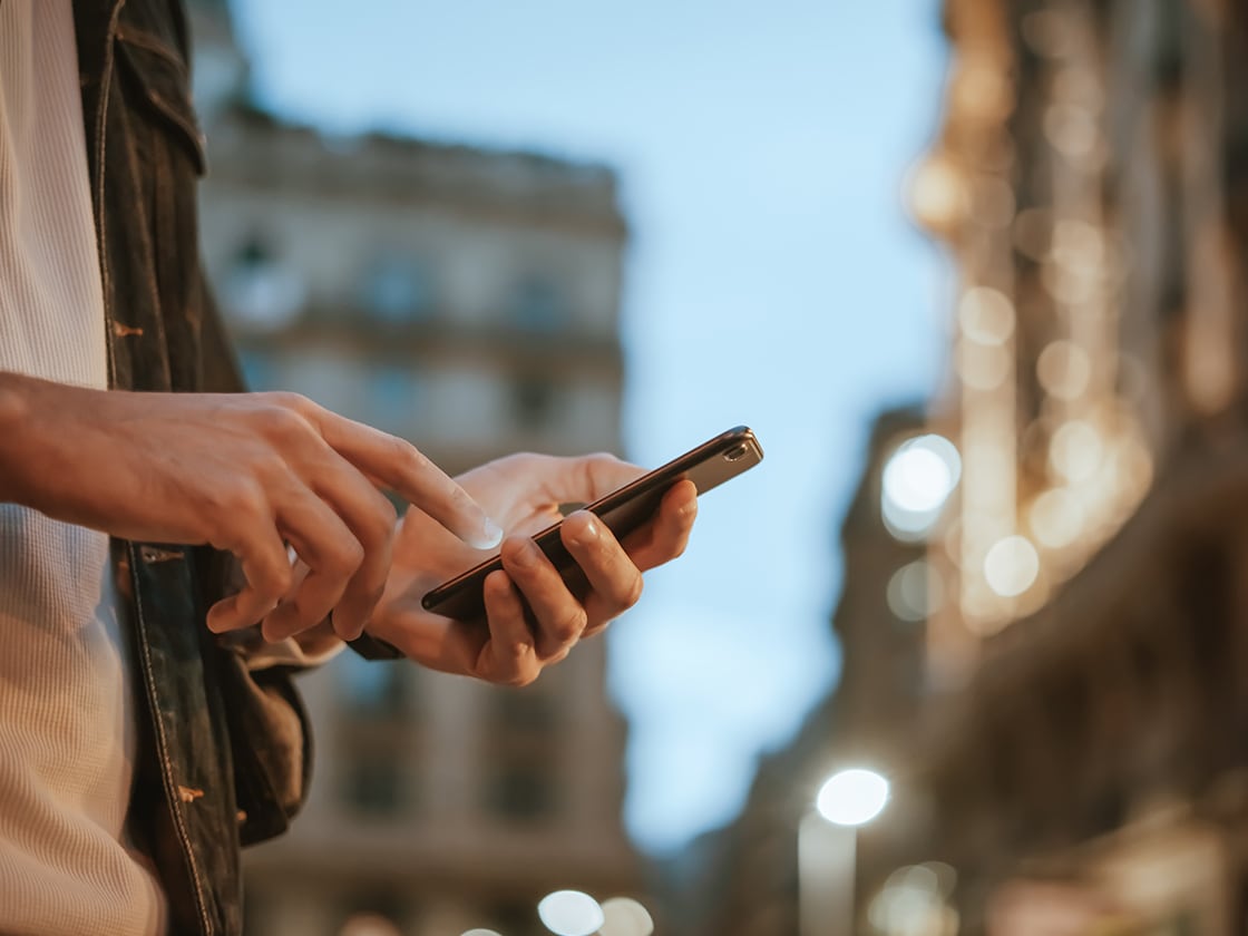 L’application My SEAT offre différents services à distance. Grâce à son téléphone, le conducteur peut accéder à des mises à jour en temps réel et à des fonctionnalités en ligne, telles que le réglage de la température ou la localisation de sa seat leon, entre autres.