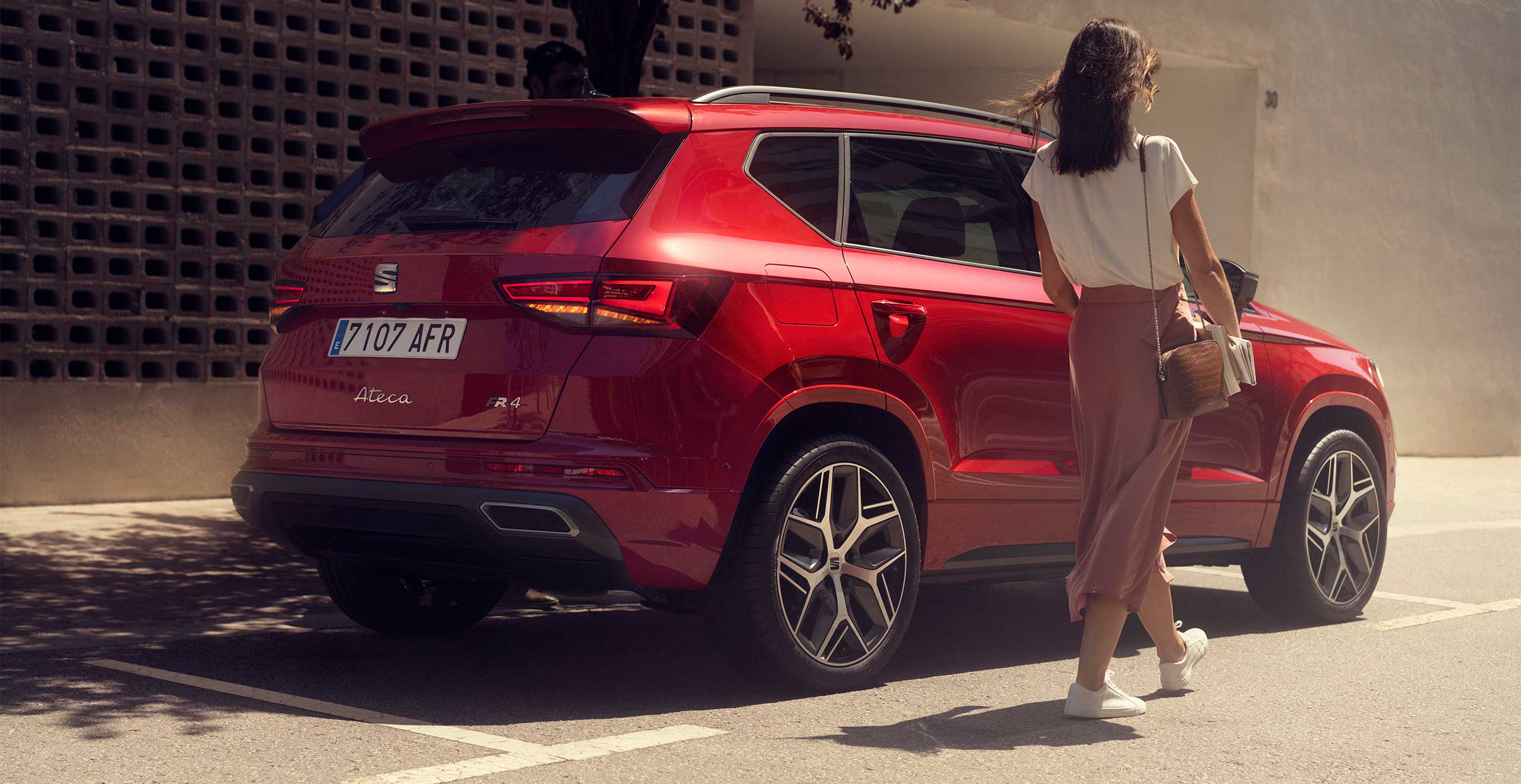 SEAT ATECA SUV vue laterale arriere