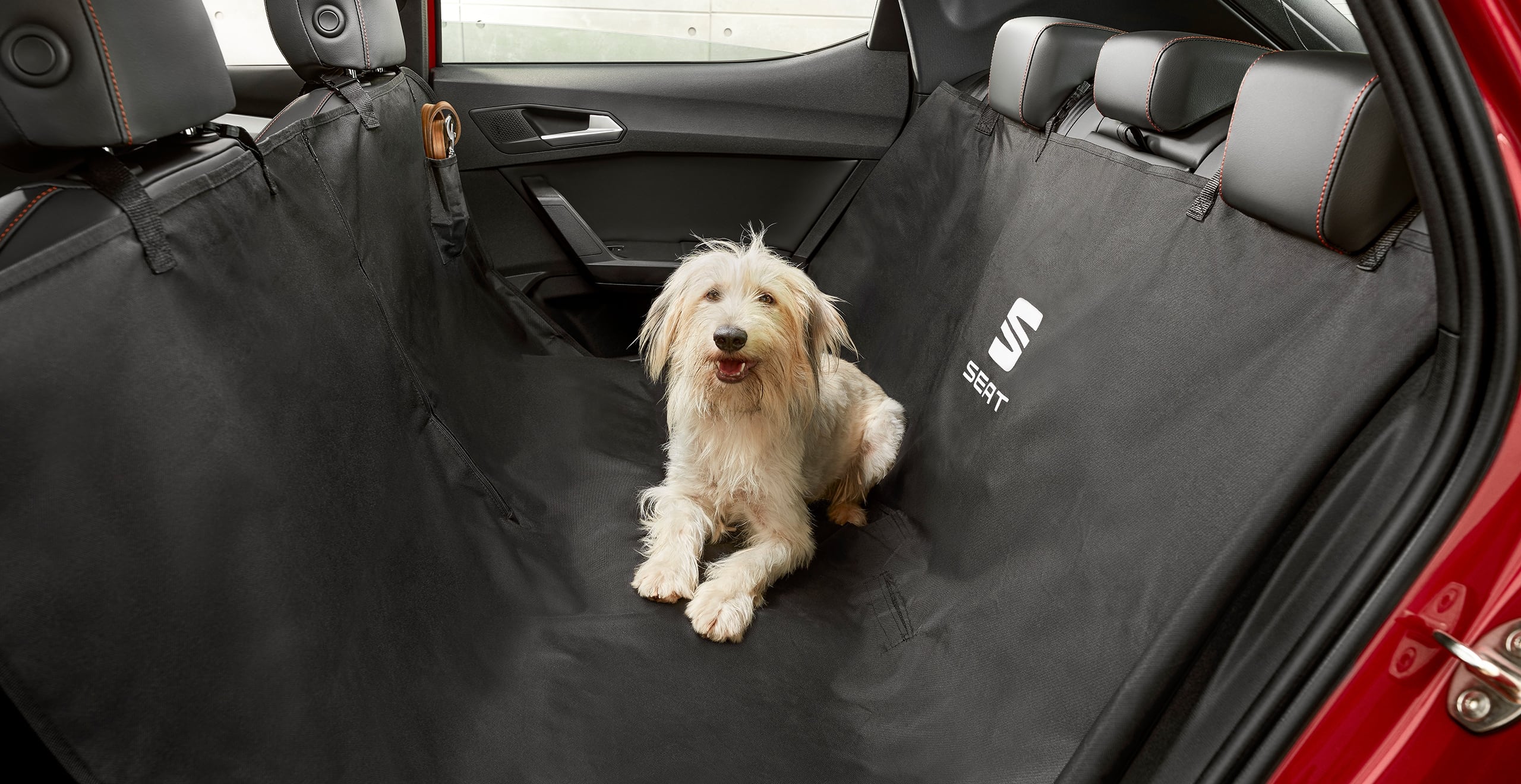 Accessoires auto nouvelle SEAT Leon – housse de protection de siège pour chien