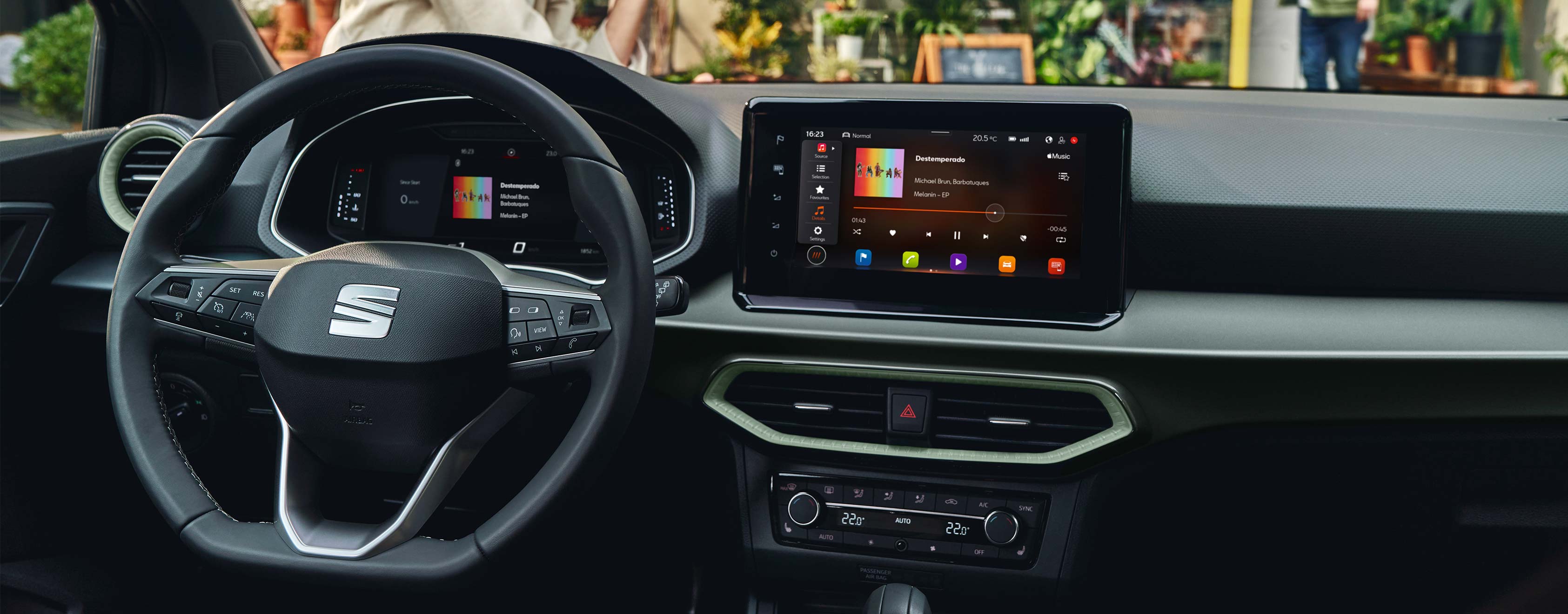 SEAT ARONA Apple Music